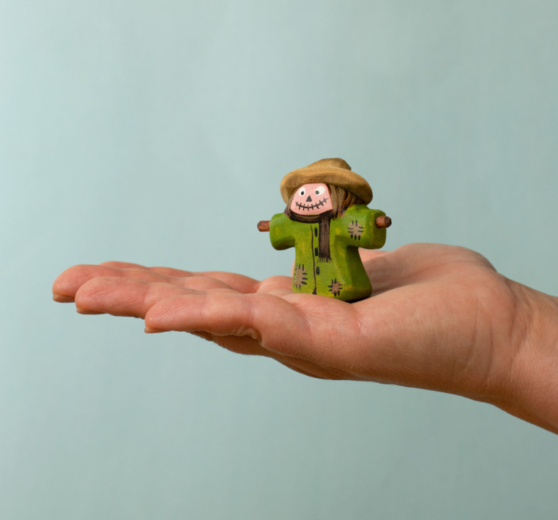 BumbuToys Figurine en bois pour couronne de célébration Epouvantail