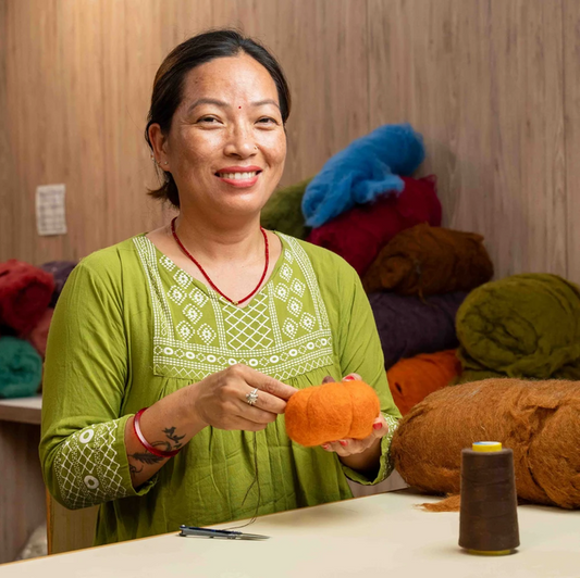 Pompoen middelgroot in vilt - Diverse kleuren