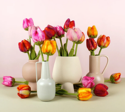 Sjaal met Verhaal Tulpen van wolvilt - per stuk