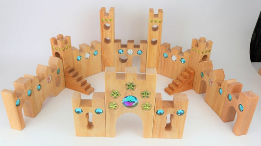 Bauspiel Grand Château de contes de fées - 16 pièces