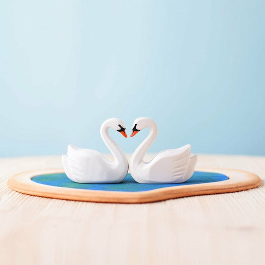 BumbuToys Lac en forme de coeur en bois