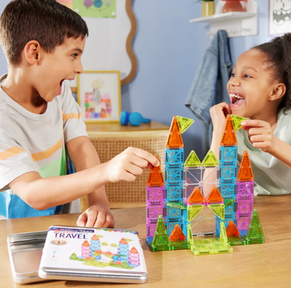 Magna-Tiles Jeu magnétique Set de voyage Deluxe - 55 pièces