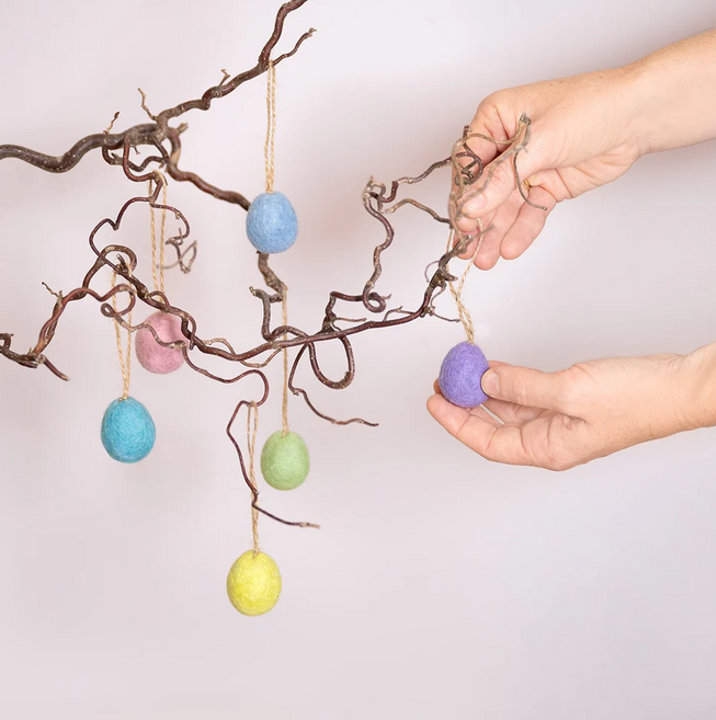 Suspension en feutrine de laine Petit Oeuf de Pâques Pastel - Divers coloris