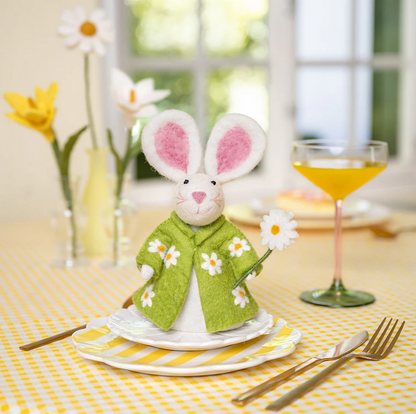 Sjaal met Verhaal Lapin Vert de décoration avec Marguerite en feutrine de laine