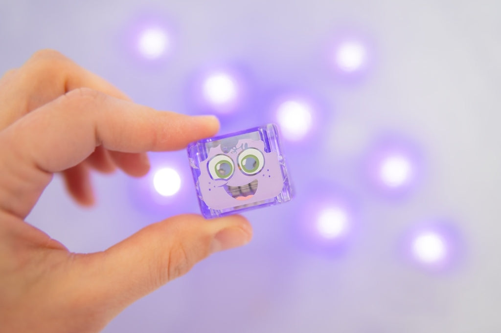 Glo Pals Cubes lumineux Lila Violet - Lot de 4