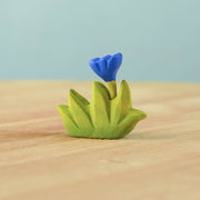 BumbuToys Petite Herbe à fleur bleue en bois