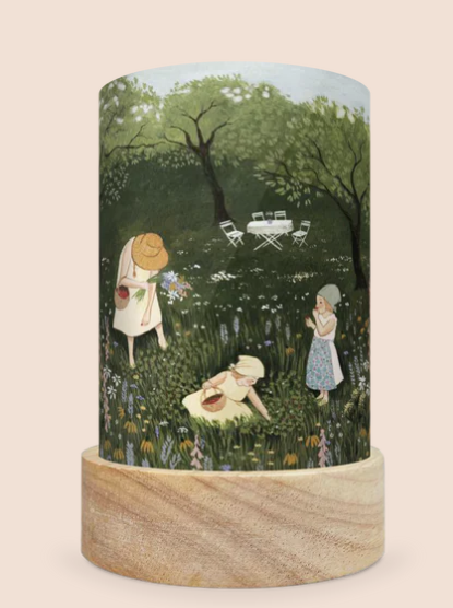 Image Light Wish - Picking Strawberries - Illustration Robin Pieterse