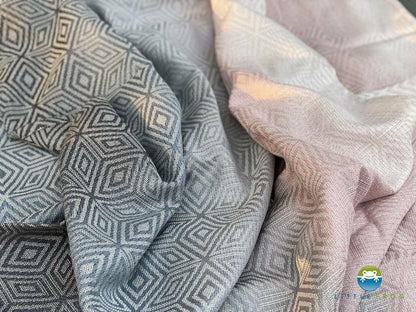 Little Frog Echarpe de portage Jacquard Foggy Cube