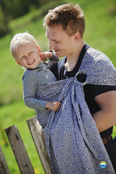 RingSling Little Frog Black Cube