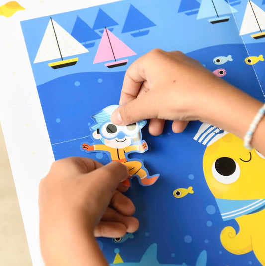 Poppik Poster Créatif La mer + 150 Autocollants
